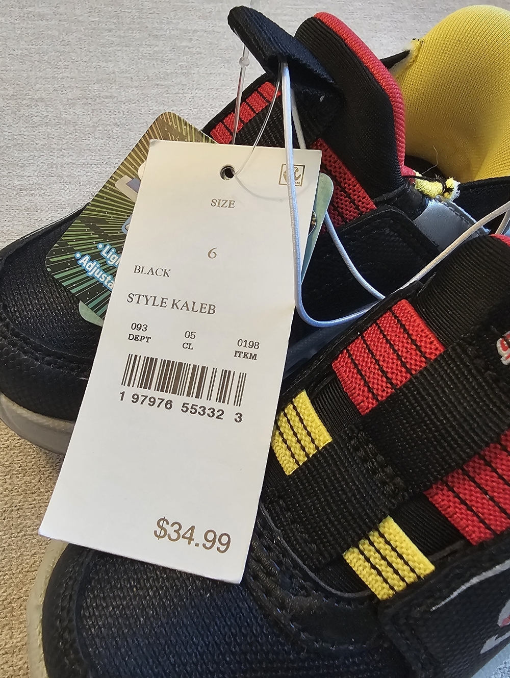 NWT Skechers Toddler Light Up Sneakers- Size 6 - Picture 3 of 4